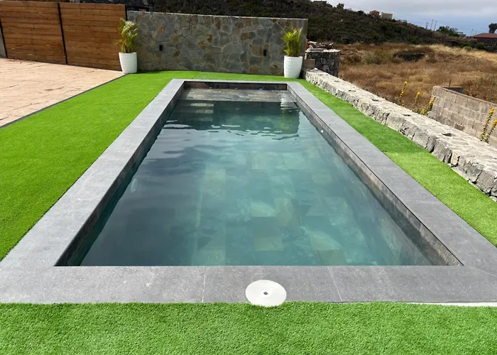 Luxury Natural Risco