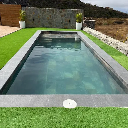 Luxury Natural Risco